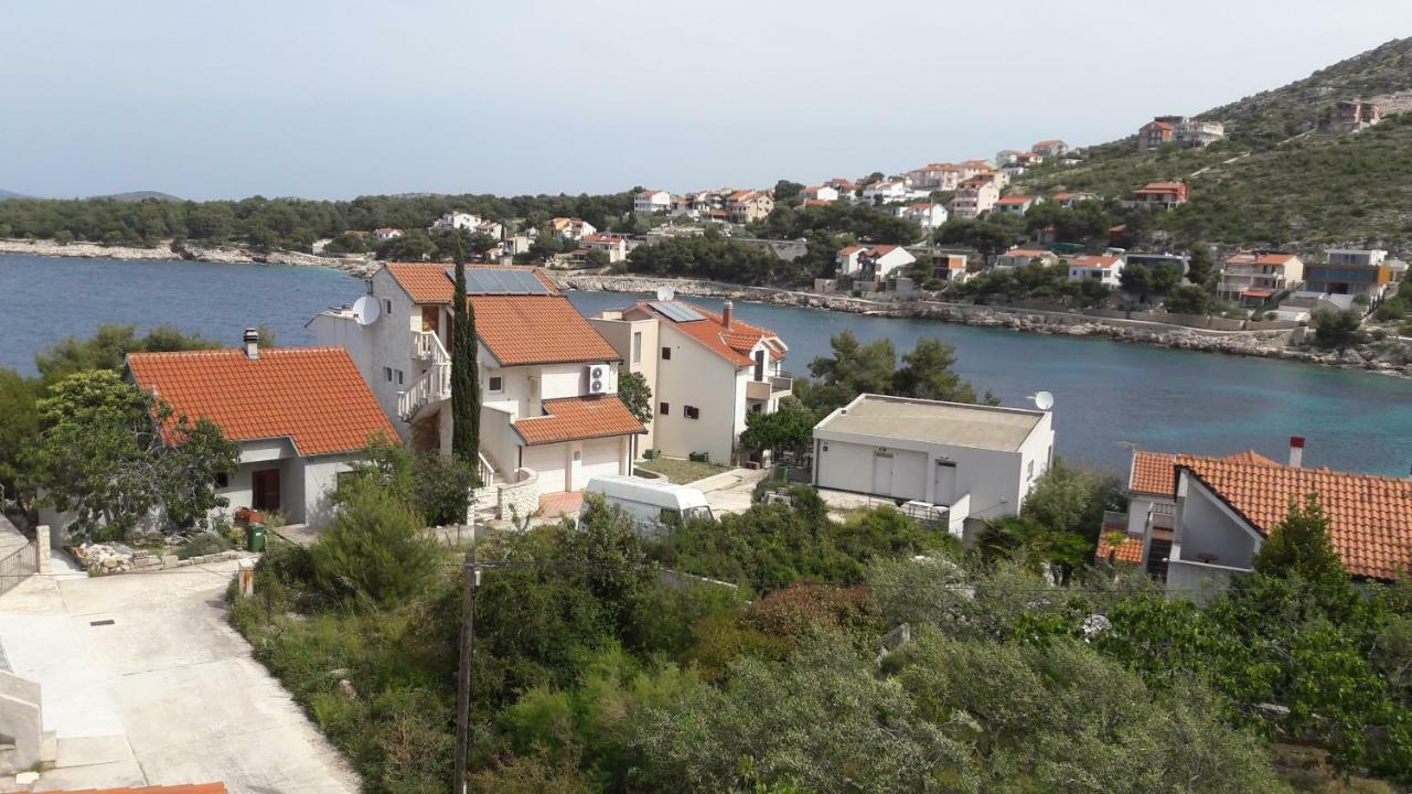 Apartments Mia Bilo Podgreben Bagian luar foto