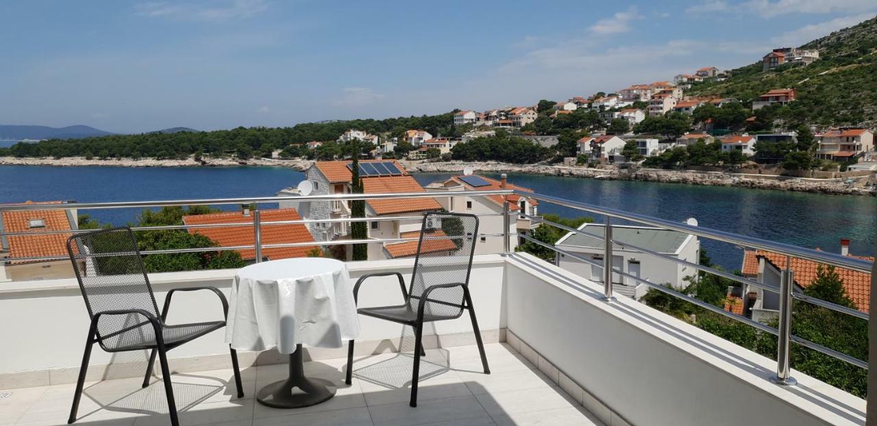 Apartments Mia Bilo Podgreben Bagian luar foto